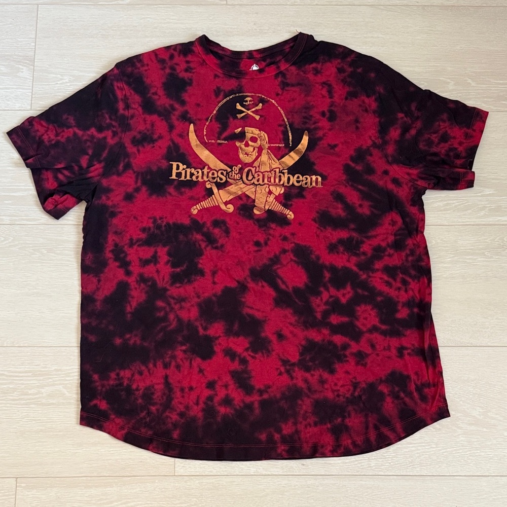 Disney Pirates of the Caribbean Red & Black Tie-Dye Tee with Gold Graphic